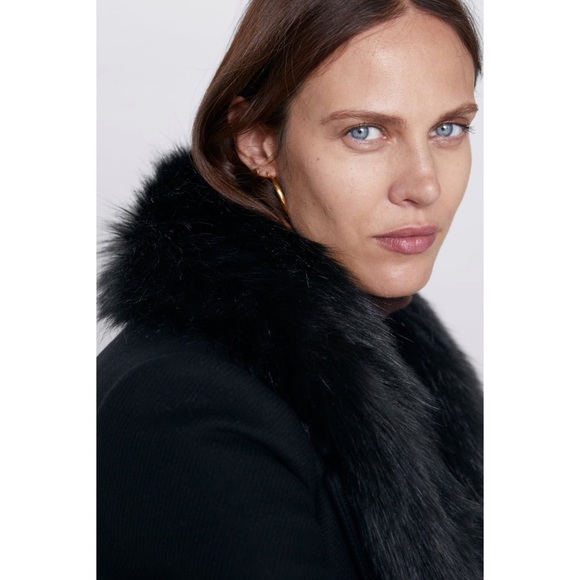 LAST 1!🔥ZARA COAT WITH FAUX FUR COLLAR - Picture 11 of 12